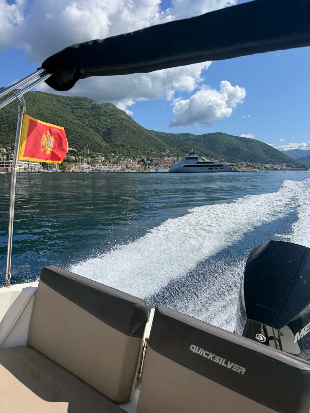 Speedboat on the bay