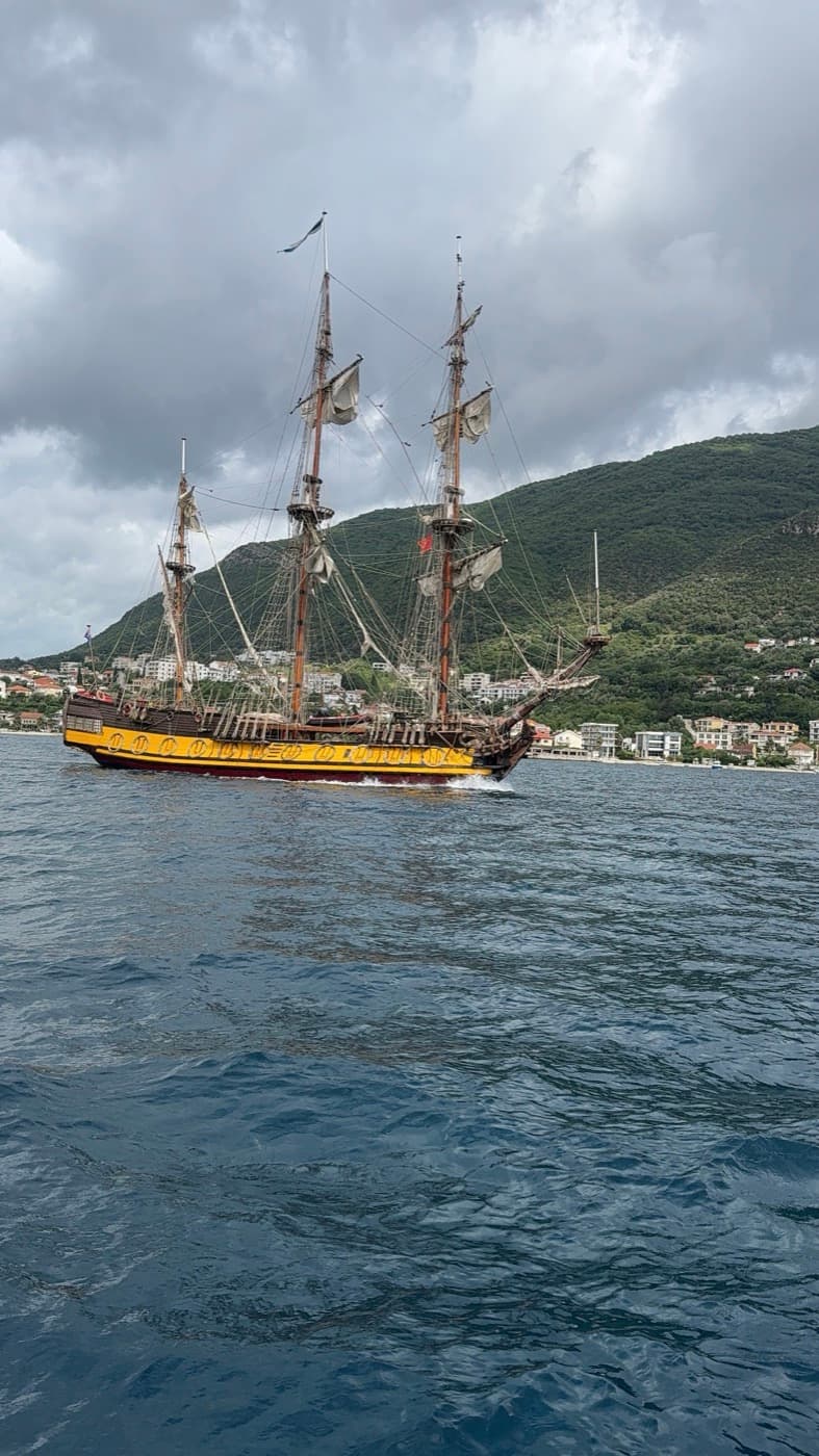 Tall ship sailing Boka Bay